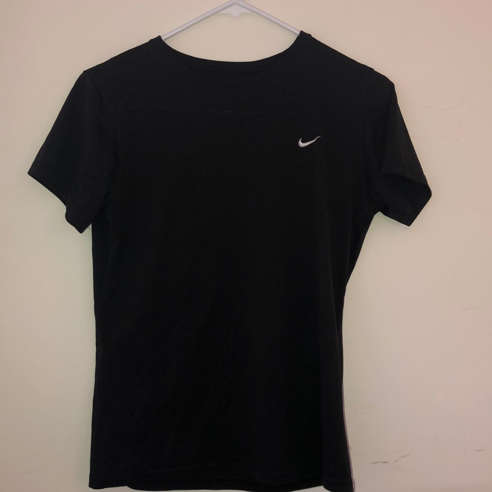 Nike workout top